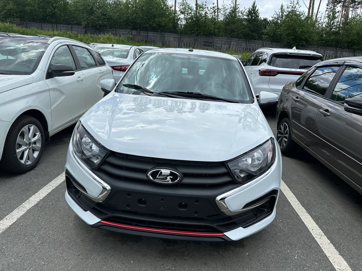 Lada Granta Sportline в Екатеринбург - фото №2